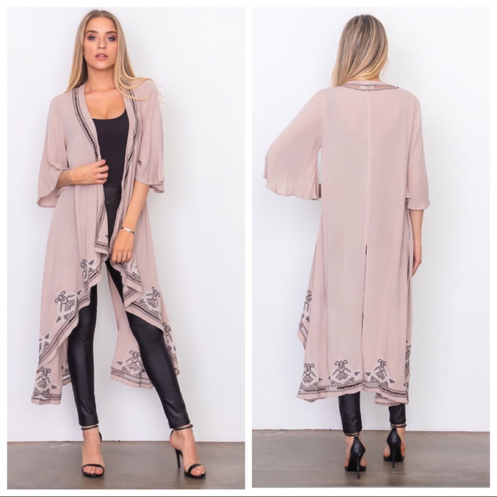 ❤️LAST NEW S Taupe Crochet Trim Long Kimono - Picture 2 of 8